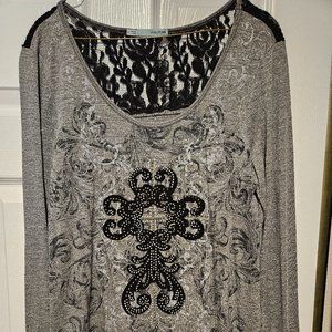 Maurice's long sleeve Size Large Gray color with black lace